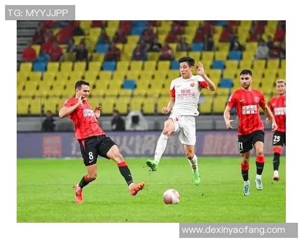 成都足球队杯赛表现分析:个人能力与团队协作的完美结合 成都足球队杯赛表现分析:个人能力与团队协作的完美结合