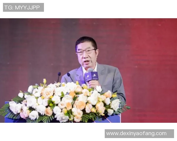 重庆足球队的节奏解析与发展展望:从历史到未来的全面探讨 重庆足球队的节奏解析与发展展望:从历史到未来的全面探讨